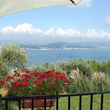Agriturismo Terrazza Sul Golfo - Il Casale La Spezia Exterior photo